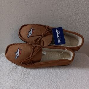 Denver Broncos Mocassins house slippers shoes size large 9-10